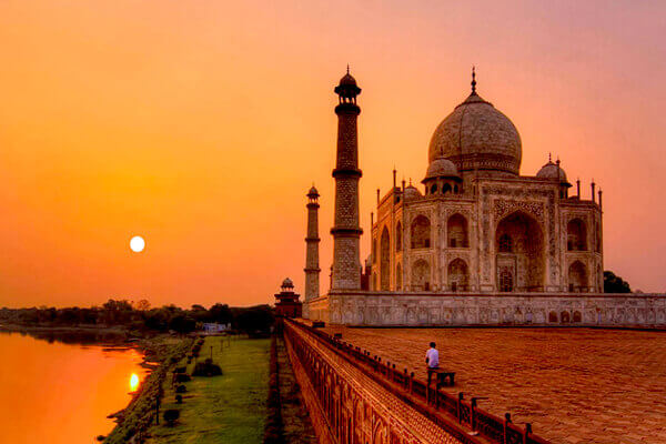 Same Day Taj Mahal, Agra Day Tour