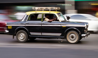 black-yellow taxi rates in delhi